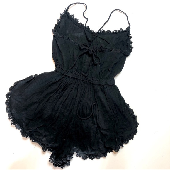 NWOT Abercrombie & Fitch Black Crochet Romper XS - Picture 4 of 10